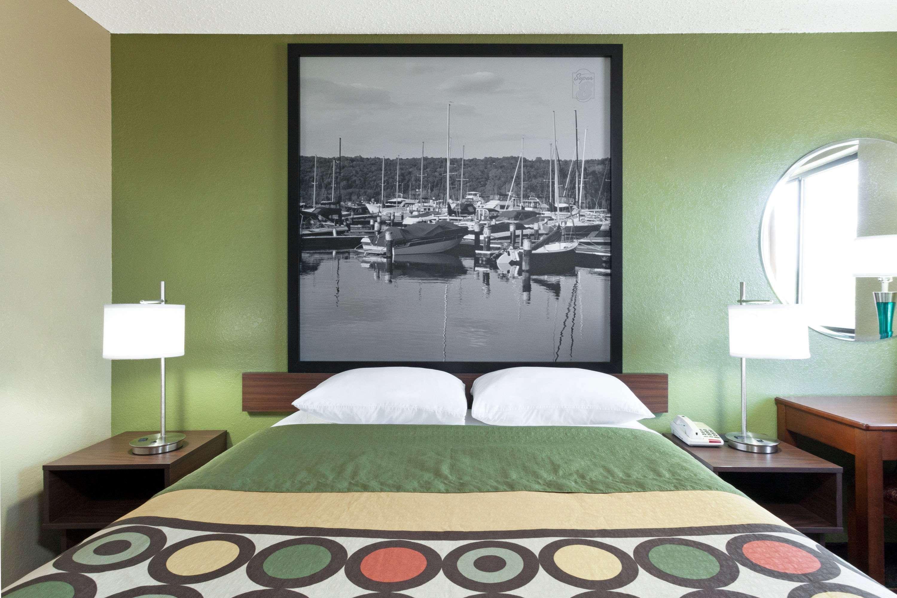 Super 8 By Wyndham Bath Hammondsport Area Motel Bagian luar foto