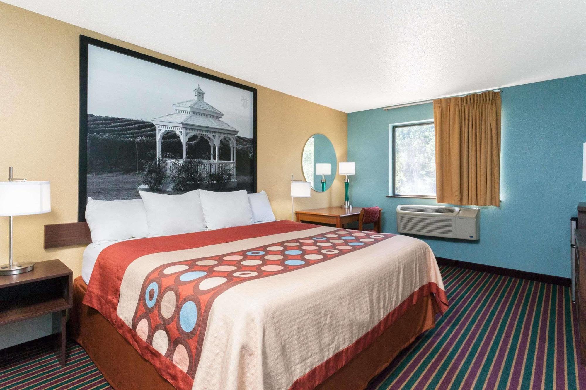 Super 8 By Wyndham Bath Hammondsport Area Motel Bagian luar foto