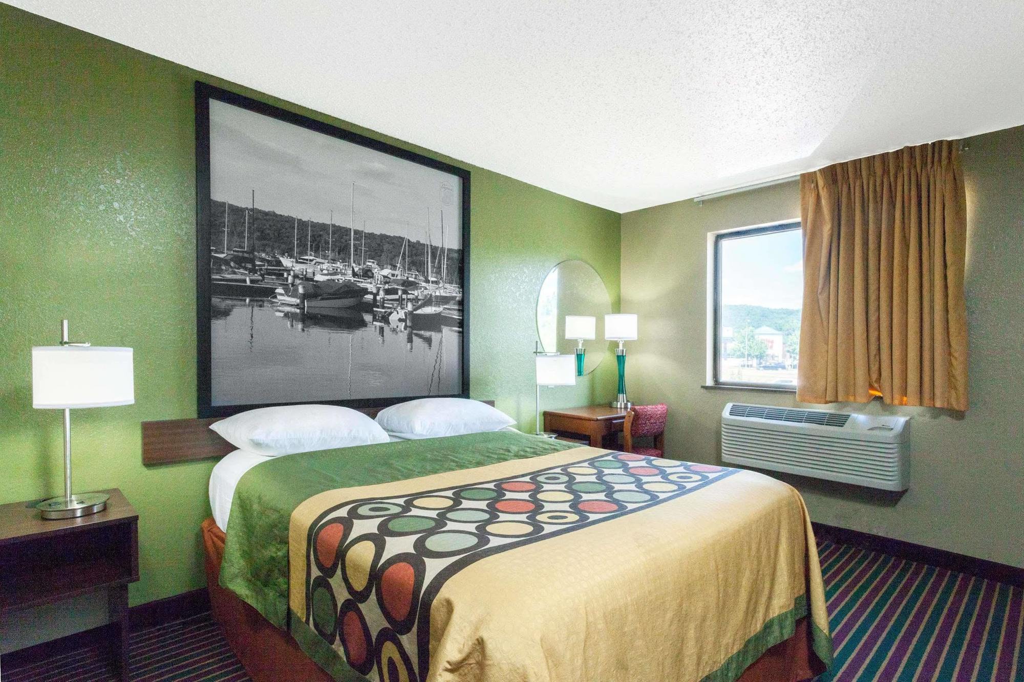 Super 8 By Wyndham Bath Hammondsport Area Motel Bagian luar foto