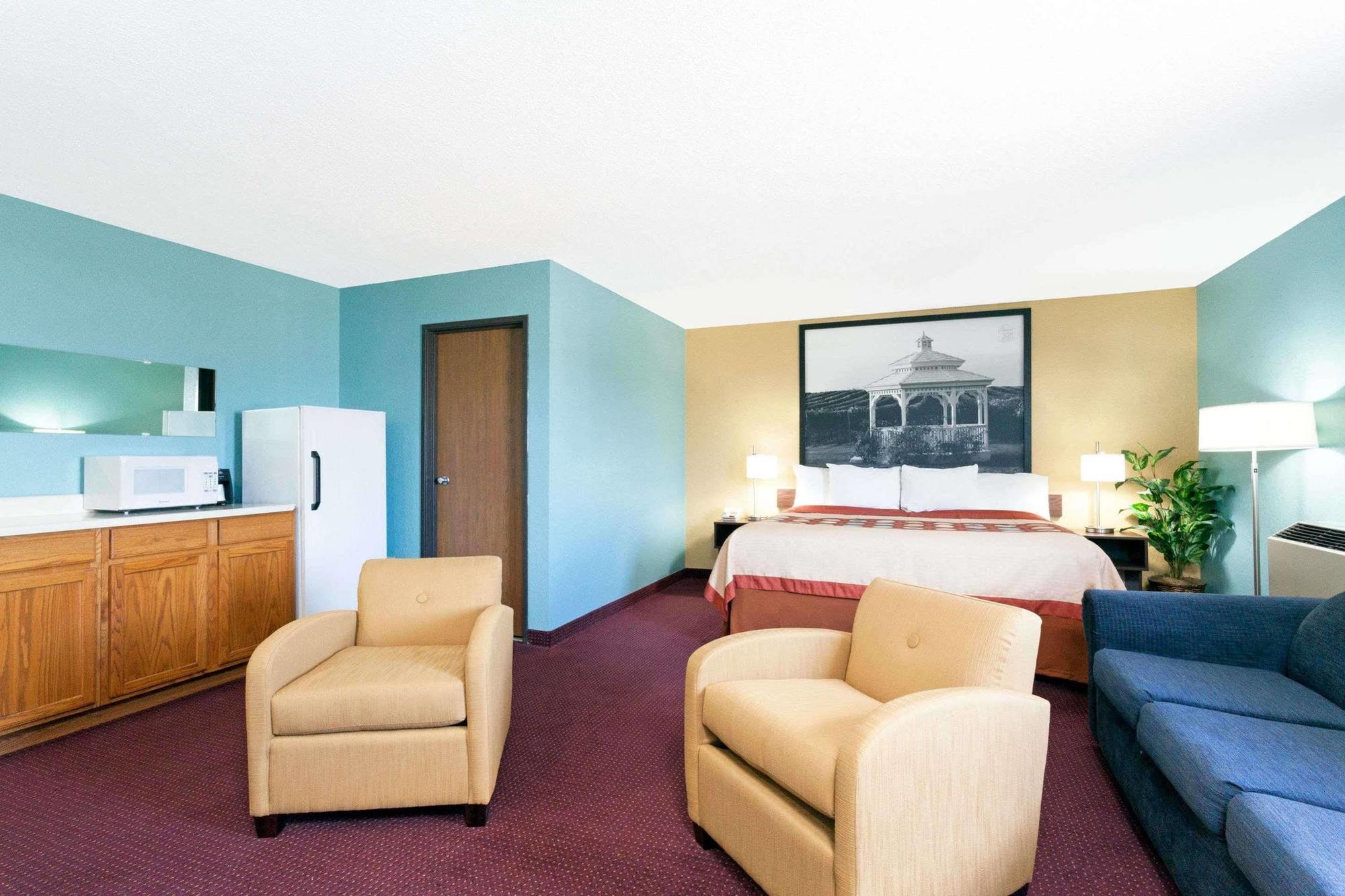 Super 8 By Wyndham Bath Hammondsport Area Motel Bagian luar foto
